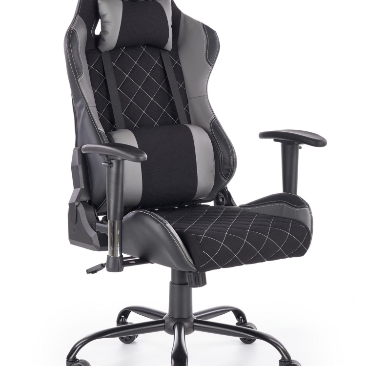 Fotel biurowy DRAKE czarno szary z regulowanymi podłokietnikami do pracy przy biurku.