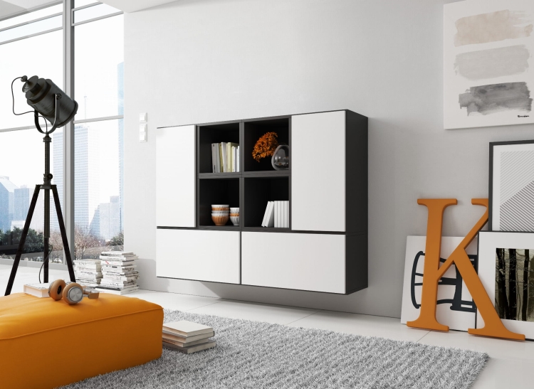 Zestaw mebli ROCO 19 z dekoracyjnymi półkami i funkcjonalnym układem przechowywania.