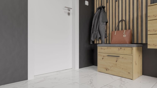 Szafka na buty z siedziskiem dąb artisan PALOMA MINI 60 cm do przedpokoju z uchylnym frontem i miejscem na przechowywanie obuwia.