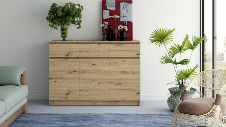 Komoda do jadalni dąb artisan dobrze sprawdza się na tekstylia, dodatki i inne codzienne przedmioty.