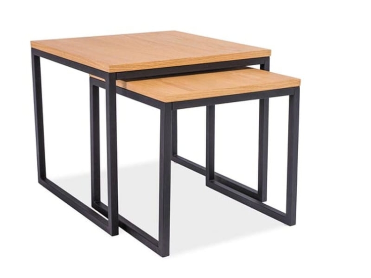 Stolik kawowy drewniany zestaw to praktyczny komplet dwóch stolików z możliwością wsuwania który oszczędza miejsce i zwiększa funkcjonalność wnętrza.