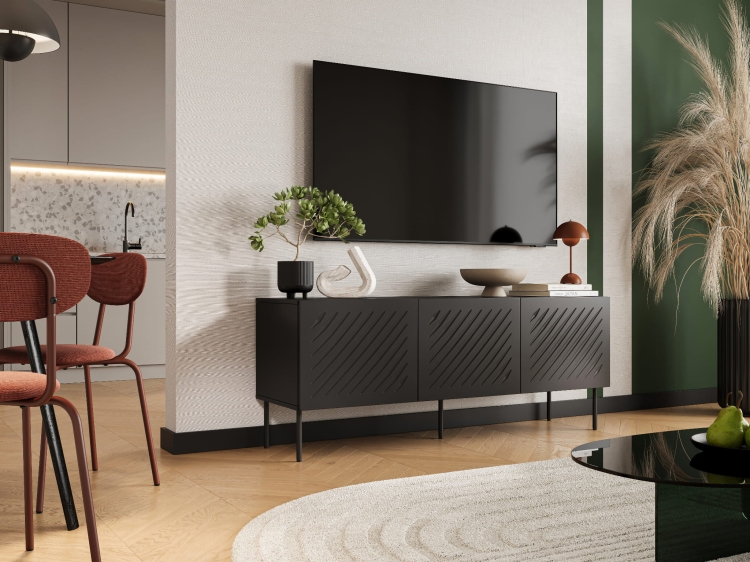 Nowoczesna szafka RTV czarna SIENA 3D z matowymi frontami i trzema komorami otwieranymi do boków.