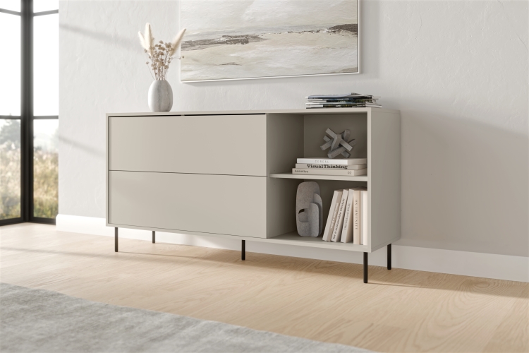 beżowa komoda MASHA 150 z dwoma klapami otwieranymi do dołu i matowymi frontami